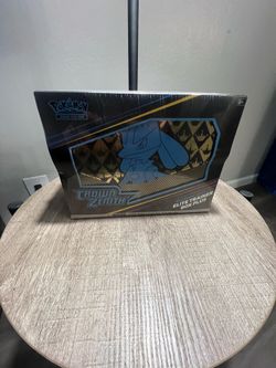 Pokémon Crown Zenith Pokémon center etb
