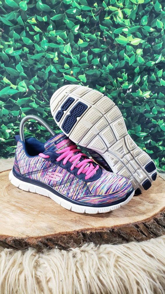 Skechers Lighter-Weight