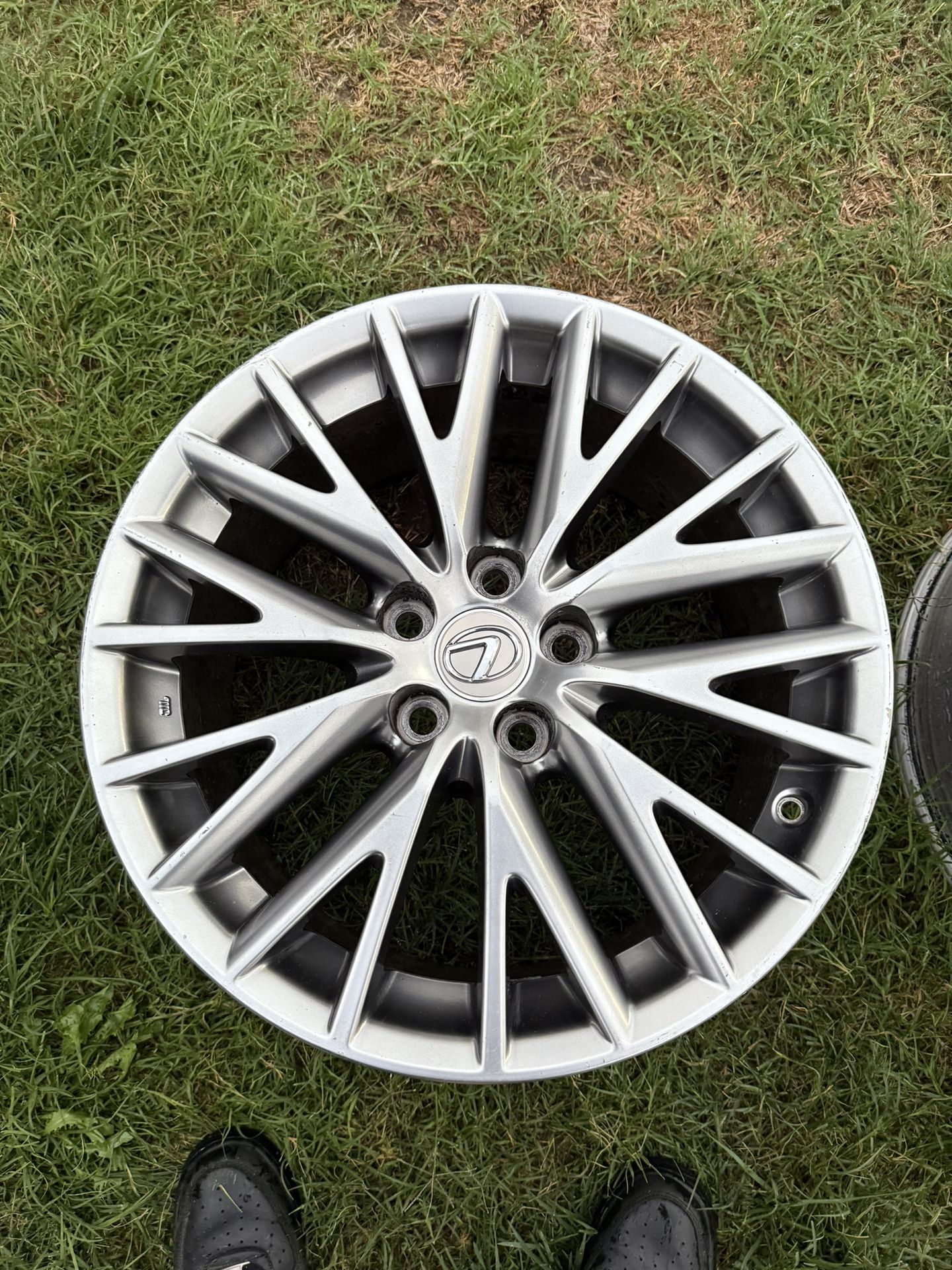 18in OEM Lexus Rims