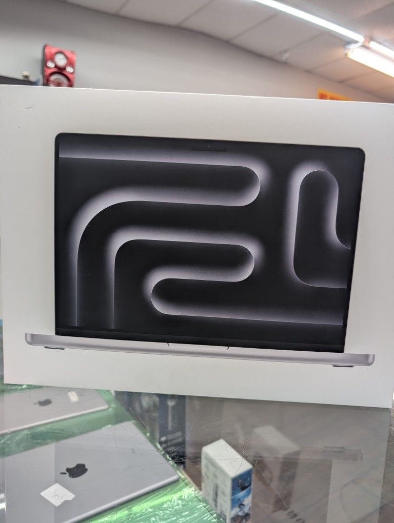 MacBook Pro M5 New In Box Pay Low Down No Crdt Needed