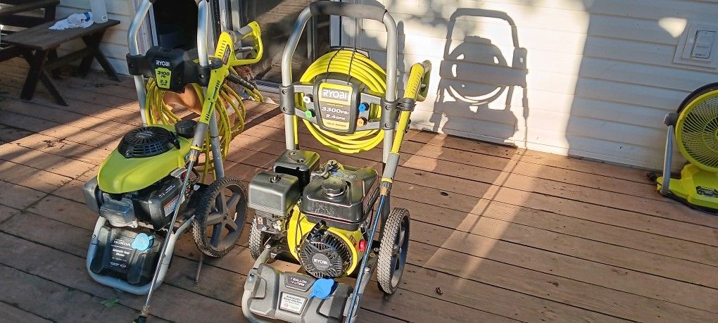 Ryobi 3300 Psi Gas 2.4 Pressue Washer