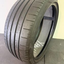 V659  235 35 20 92Y  Pilrelli  Pzero one used tire  60% life 