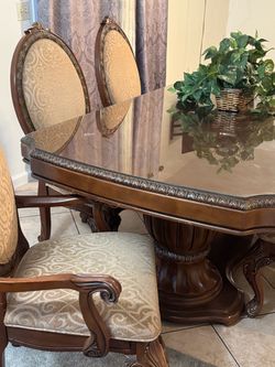 Dining table with 5 chairs