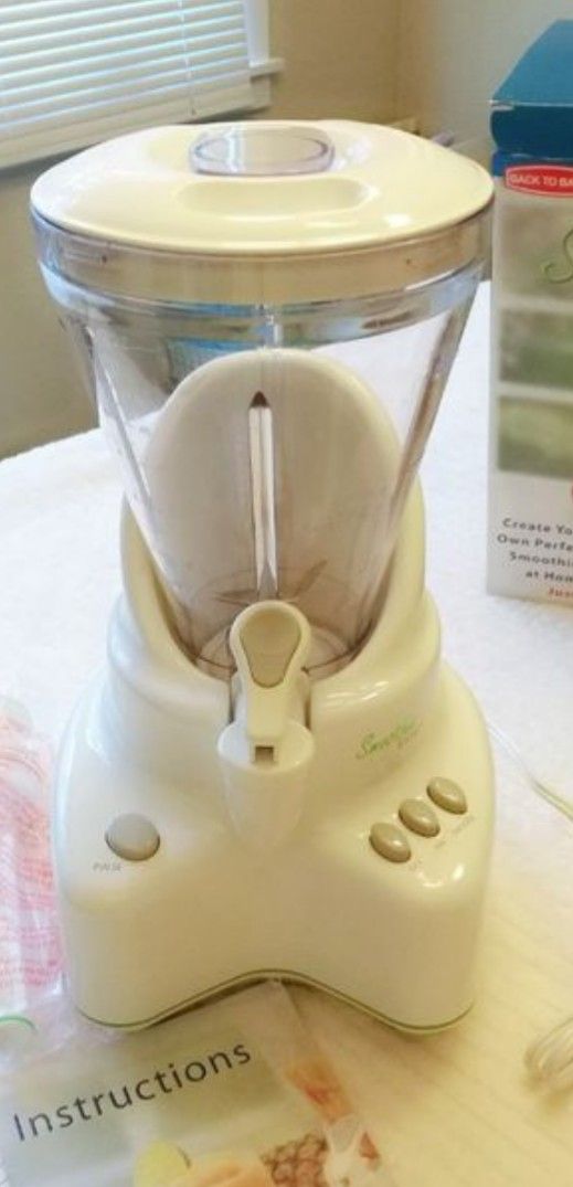 Mini portable battery powered blender for Sale in Mercer Island, WA -  OfferUp