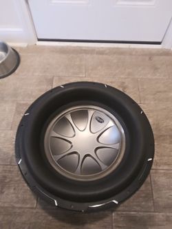 Earthquake holees 15 store competition subwoofer
