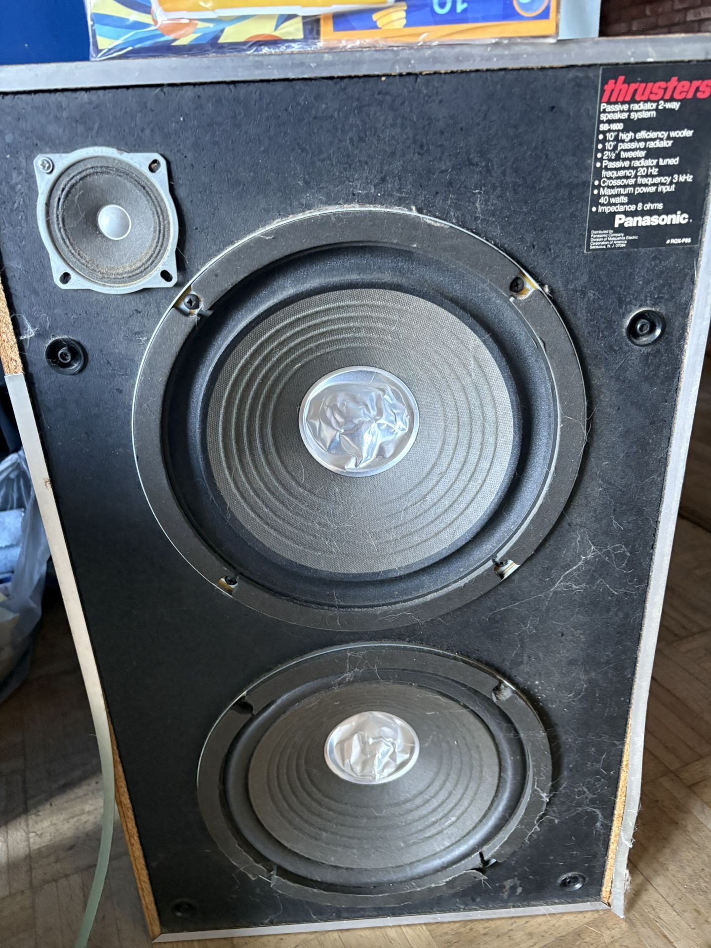 Panasonic (1 Speaker) Bose (2 Speakers)
