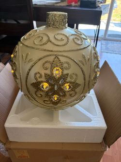 Kris Kringle 13” light up ornament
