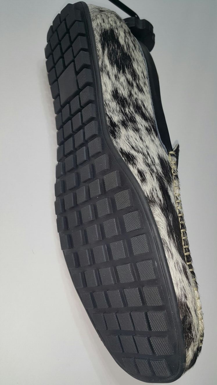 Cowhide leather shoes