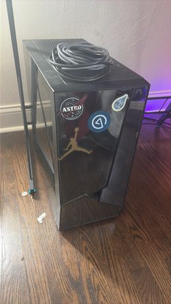 Black Mid-Tower IBUYPOWER PC Desktop