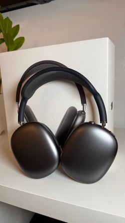 AirPods Max Space Gray