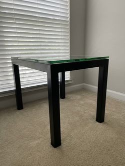 East/West Small Glass Table