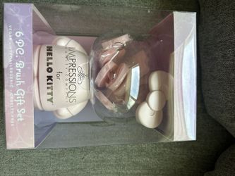 Hello Kitty Brush Gift Set