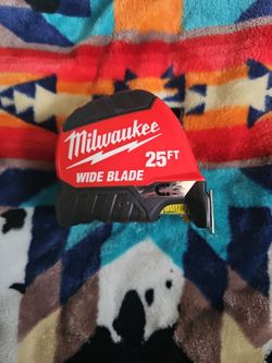 Milwaukee wide blade
