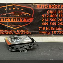 AUDI Q5/SQ5 RH HEADLIGHT 2013-2017 OEM