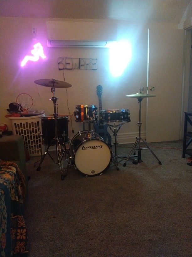 Ludwig Drumset