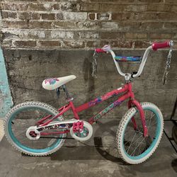 Girls Huffy “20 Bike