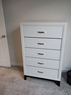 Mirage Chest and nightstand - Pickup only