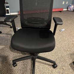 Comfortable Adjustable Office Chair