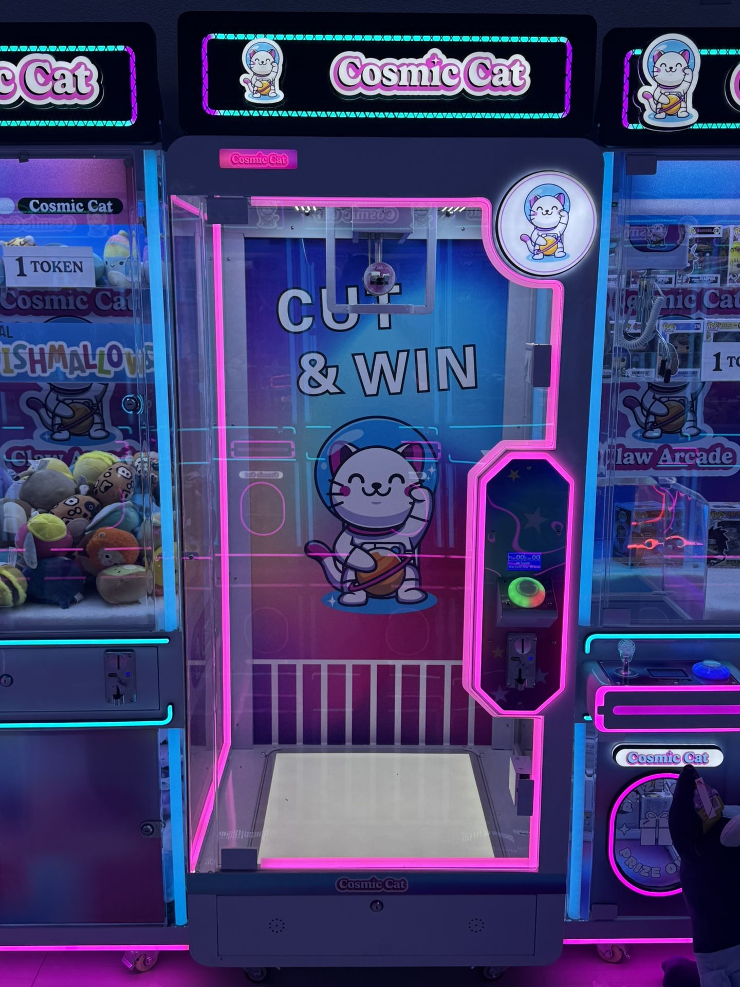 Arcade Machine Brand New Cut The String