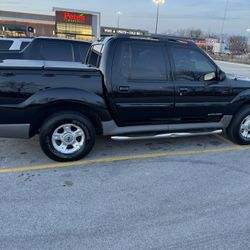 Ford Explorer Sport Trac XLT