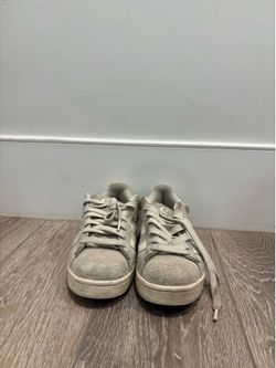 beige adidas campus shoes size 8