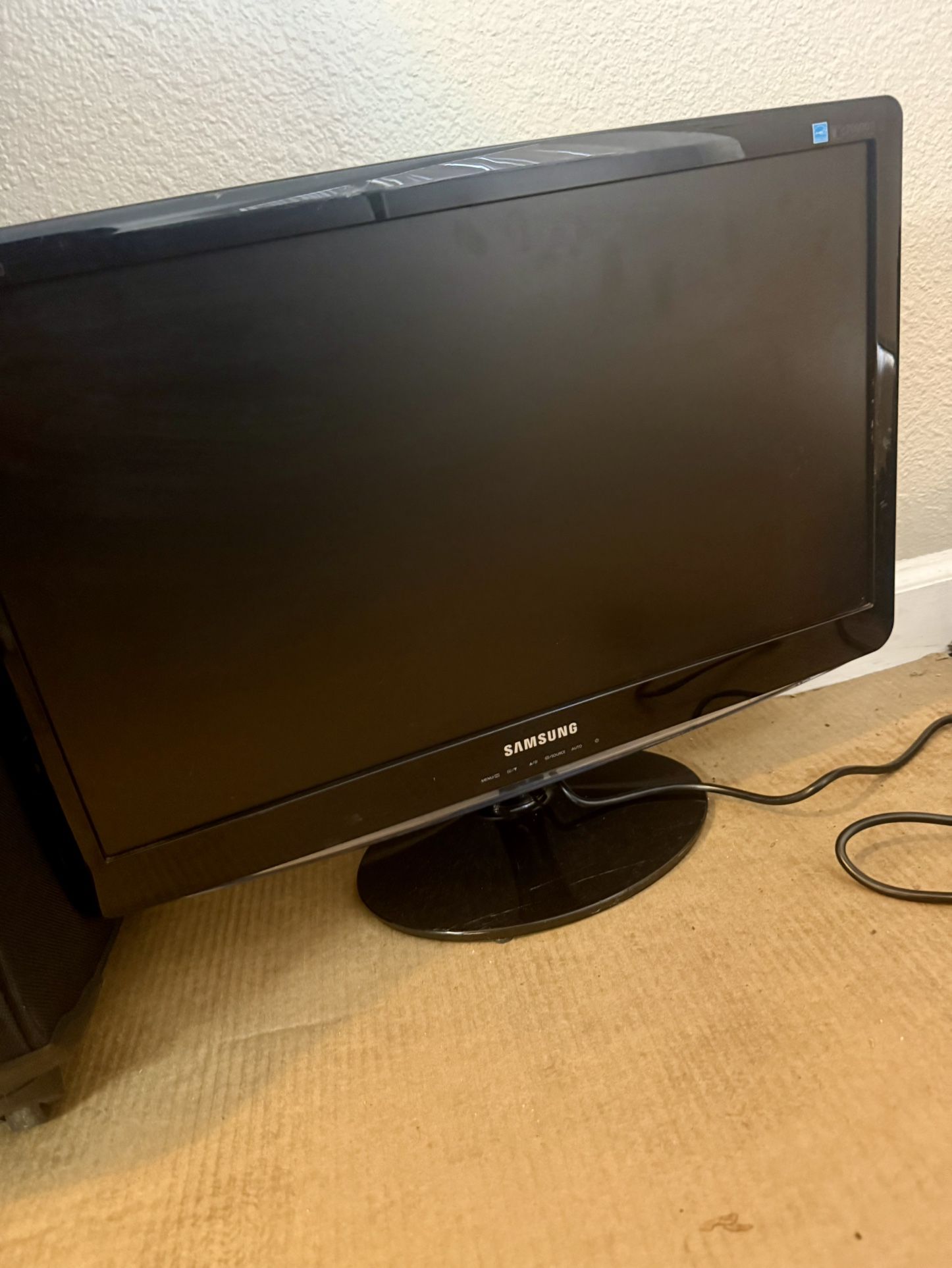Samsung 23 Inch Monitor With Cord