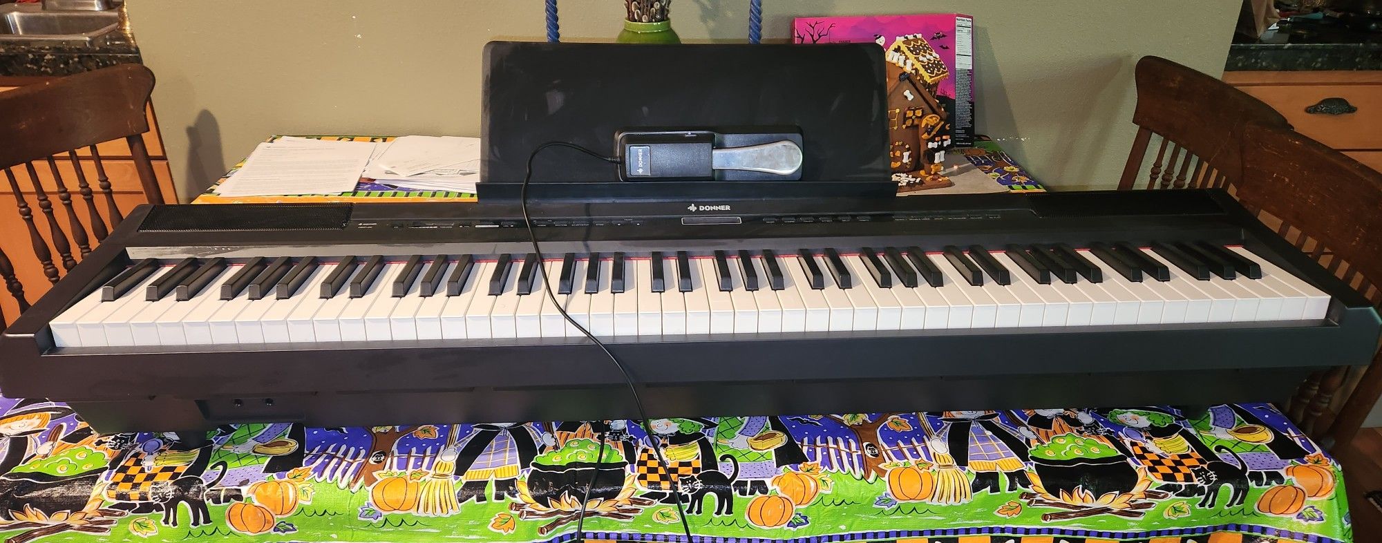 Donner Electric Piano Keyboard With Pedal
