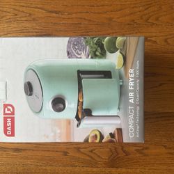 Dash Air Fryer (Brand New)