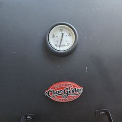 Professional Char Griller...grill And Smoker