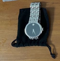 Men’s Movado watch, almost new, needs replacing battery