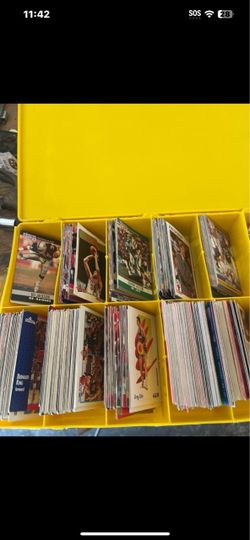 Large Lot of Vintage Sports Cards