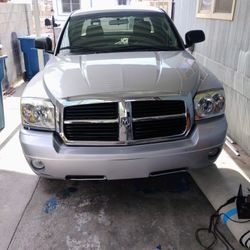 2007 Dodge Dakota 3.5 Litre Six Cylinder Extra Cab 