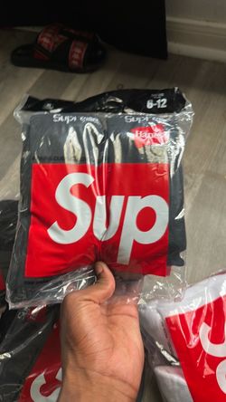 Supreme socks