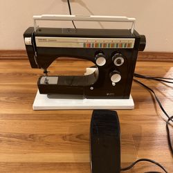Viking Husqvarna 6440 Sewing Machine For Parts 