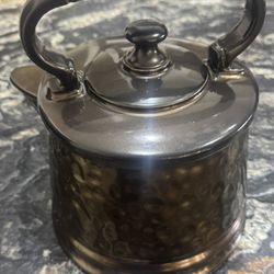 Vintage McCoy USA Pottery Teapot / Cookie Jar – Hammered Finish 