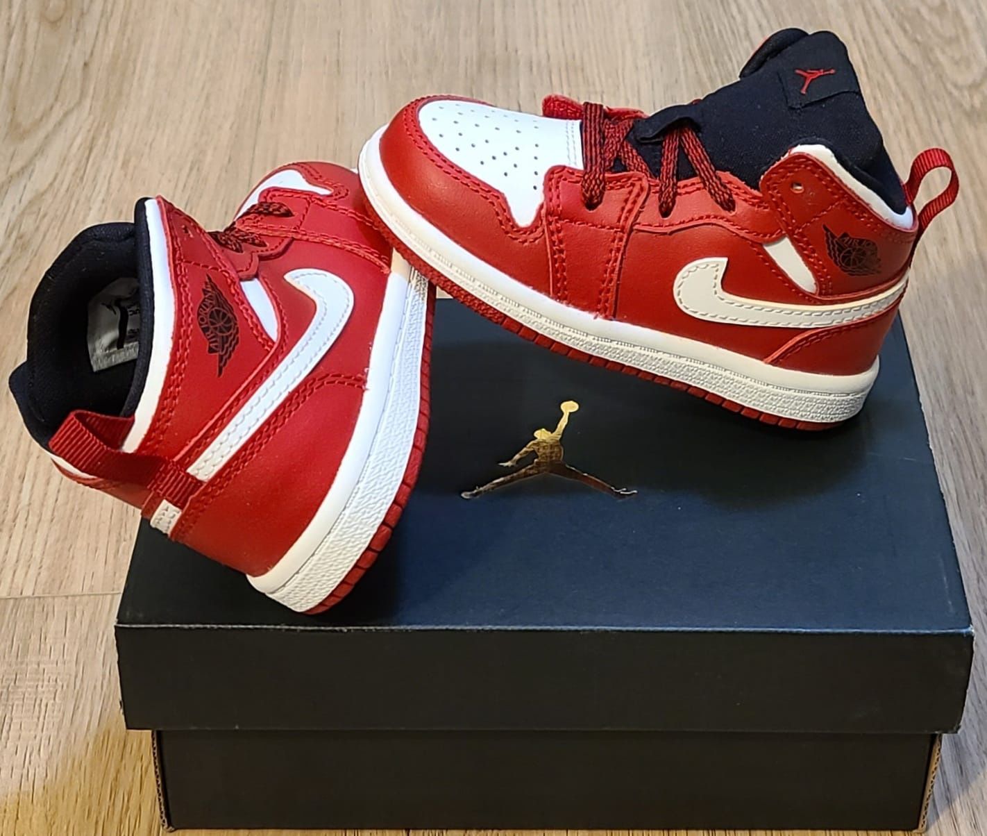 Jordan 1’s Size 5c Toddlers