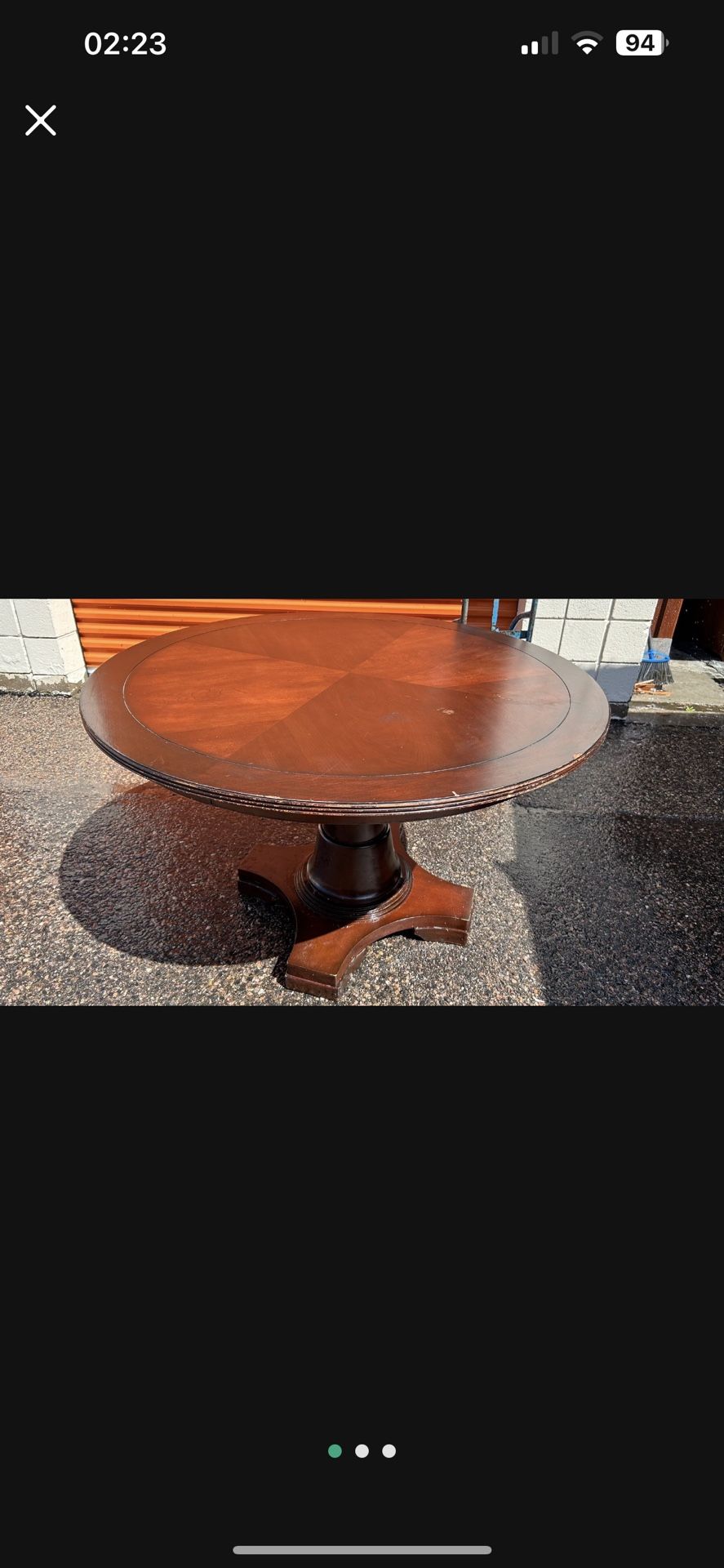 Antique solid wood round dining table brown,50 inches diameter 30” height(address in description)