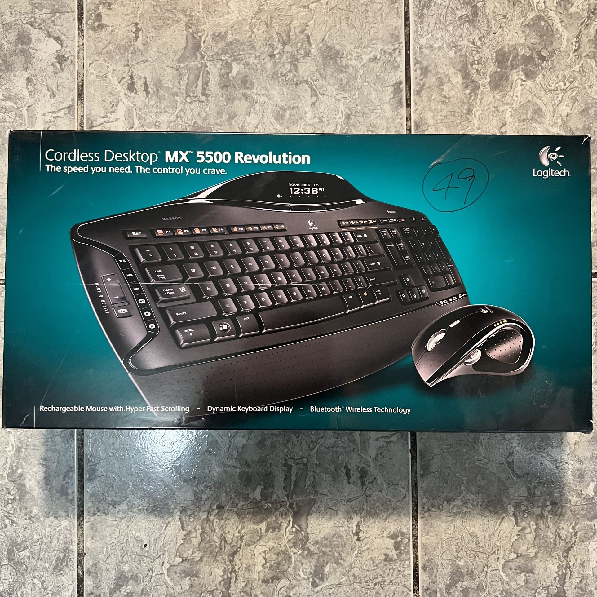 Logitech Cordless Desktop MX 5500 Revolution Bluetooth Mouse and Keyboard 