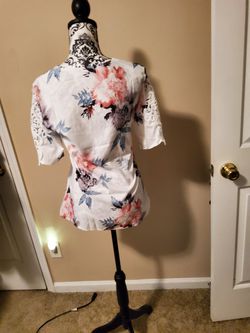 Women Floral Embroidery Casual Short Sleeve Size Small Thumbnail