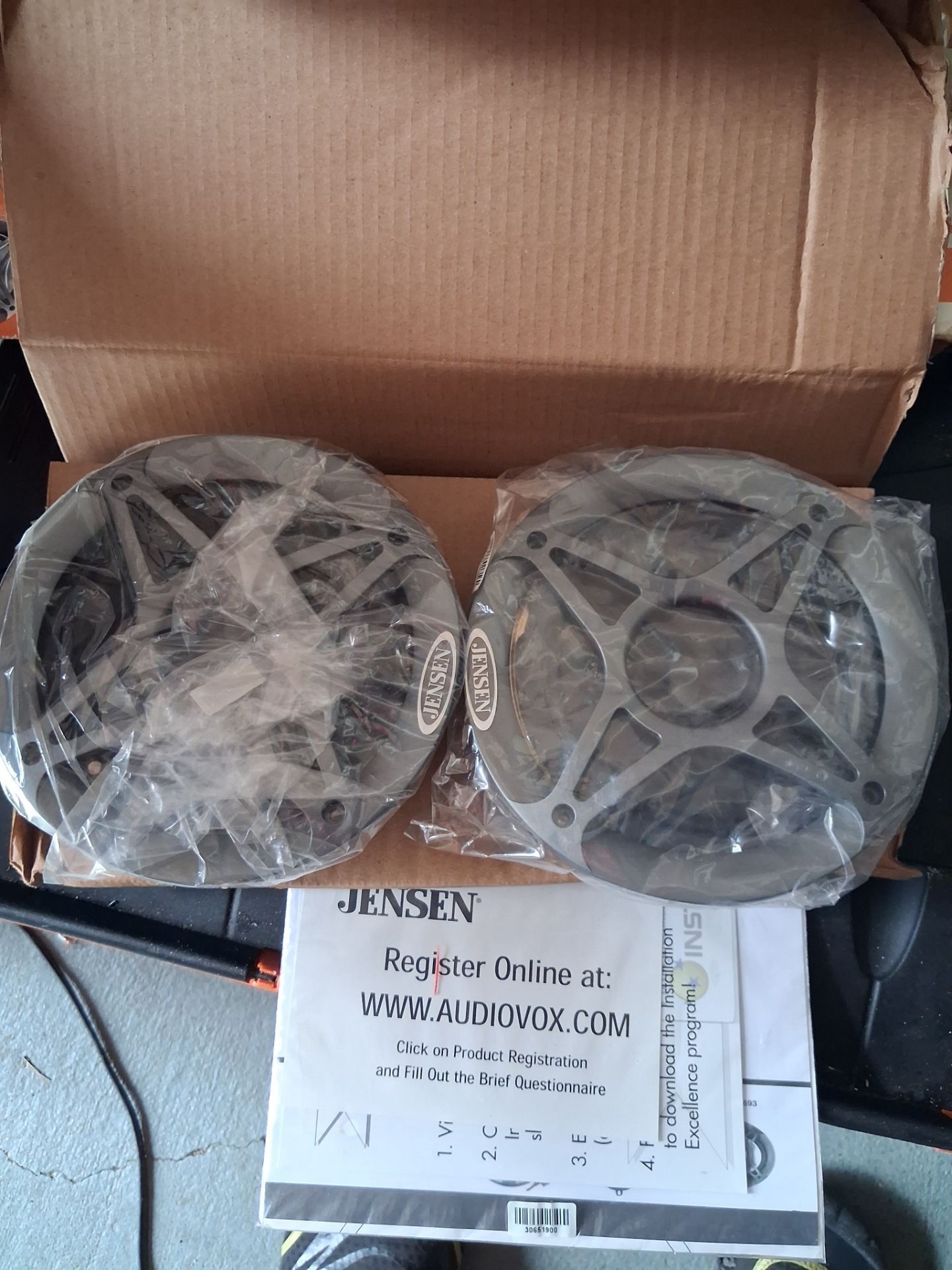 Kenwood Deck $ Jensen Speakers