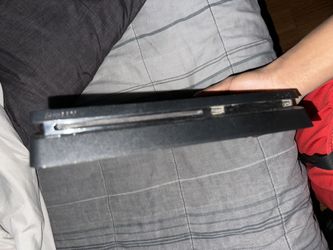 PS4 Slim