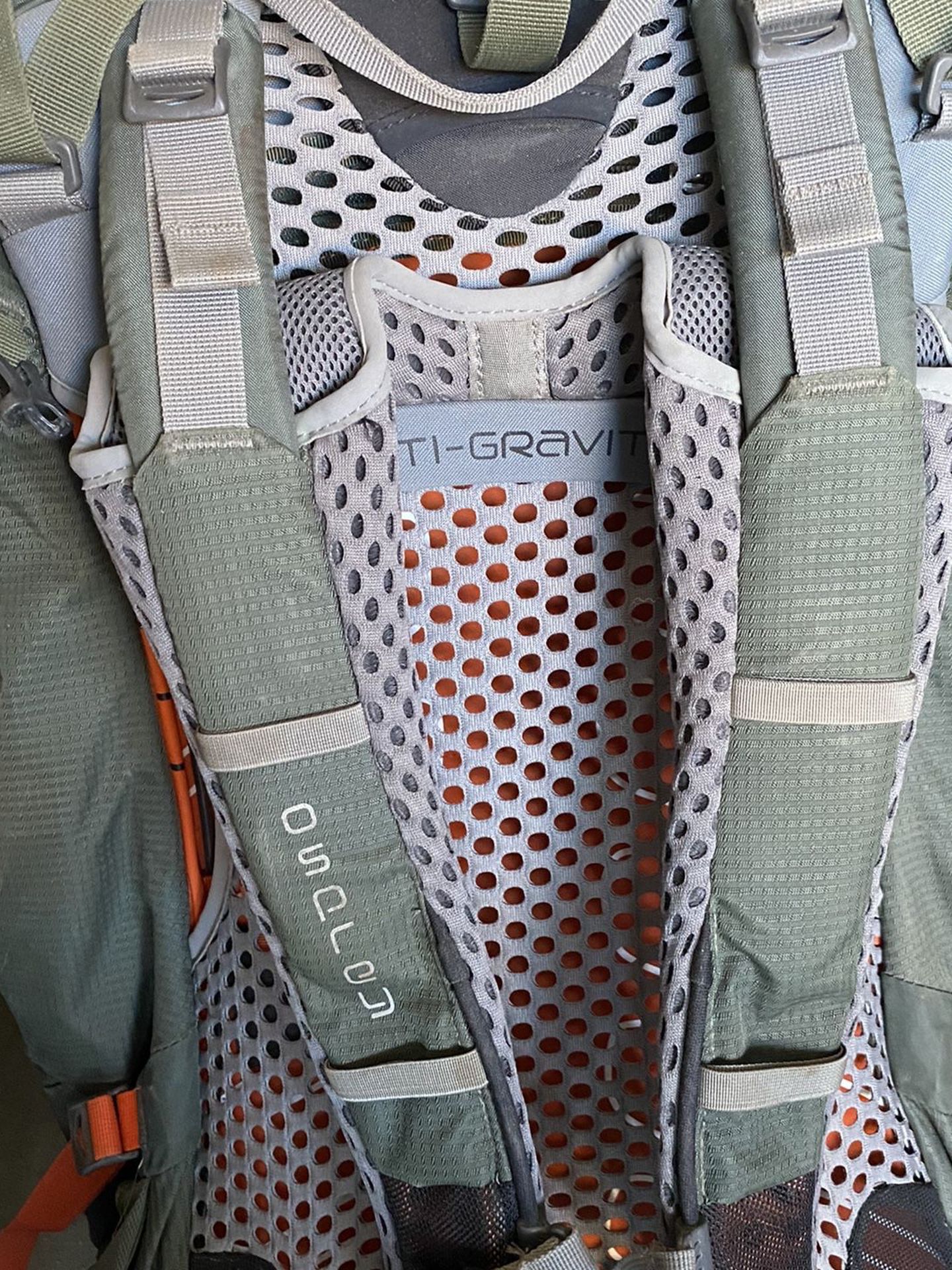 Ofsprey Back Pack Backpacking Pack Atmos 65 AG Like New $160 OBO Half Price 