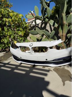 2016 BMW 340i F30 OEM Front Bumper Cover Alpine White