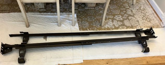 Adjustable Metal Bed Frame with Casters-TWIN. -LIKE NEW