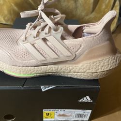 Womens Adidas Boost 