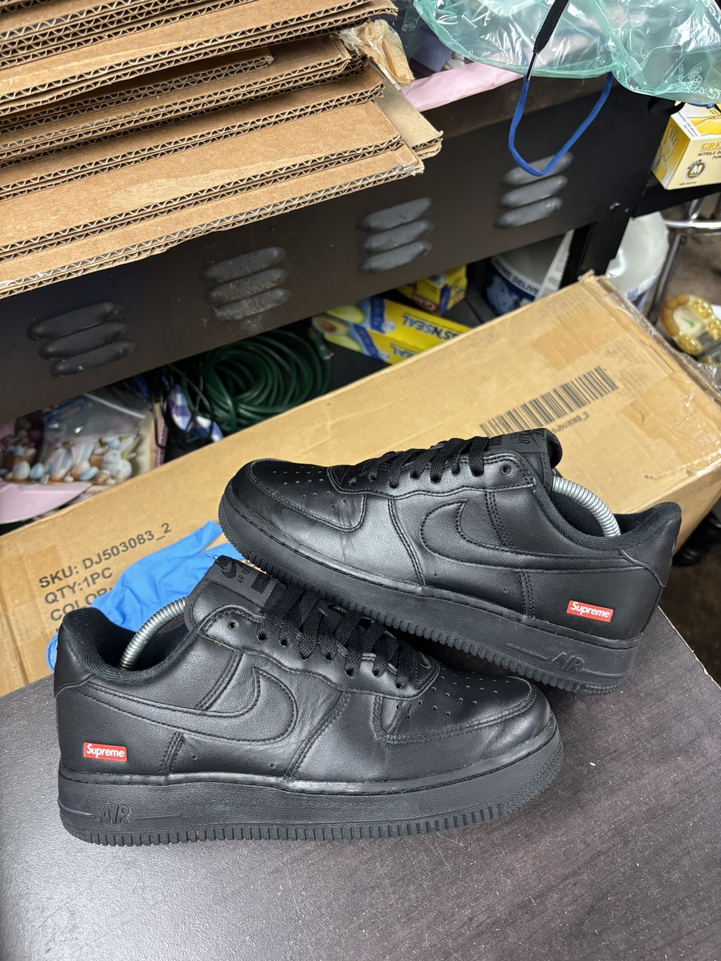 Air Force 1 Low Supreme Black 