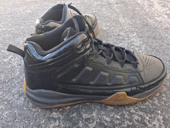 NIKE mens shoes size 13