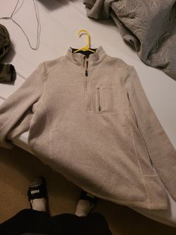 Large Woolrich Zip Up Polyester Sweater