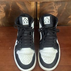 Nike AJ1 Mid SE DH6933-100 Sneakers 