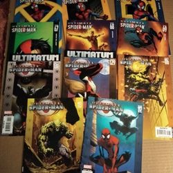 Ultimate Spiderman Comic Lot Of 11